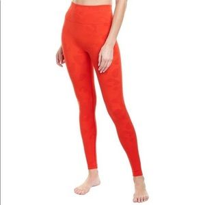 HKXPB red leopard print leggings